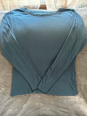 a new day Long-Sleeve Scoop Neck Top in Teal Blue